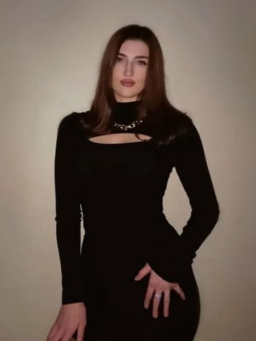 Проститутка Лея